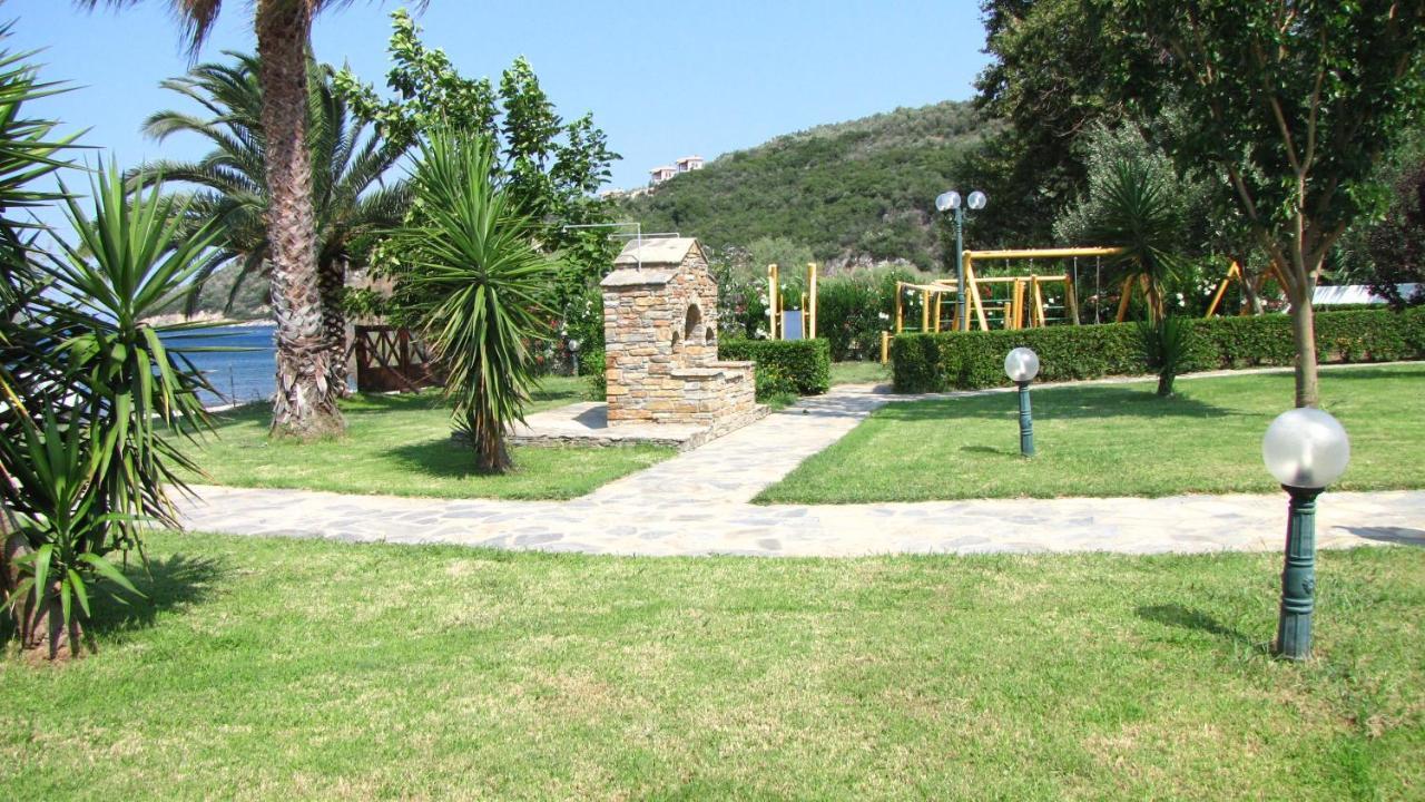 Razi Beach Lefokastro Buitenkant foto